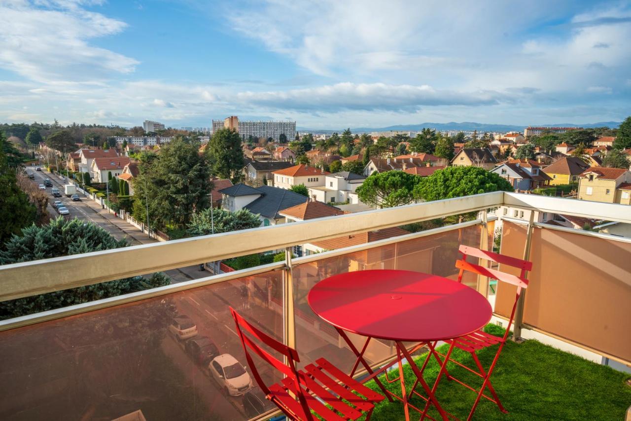 Apartment T2 De Standing Climatise Avec Parking Prive, Tram T2 T5, Hopitaux Est